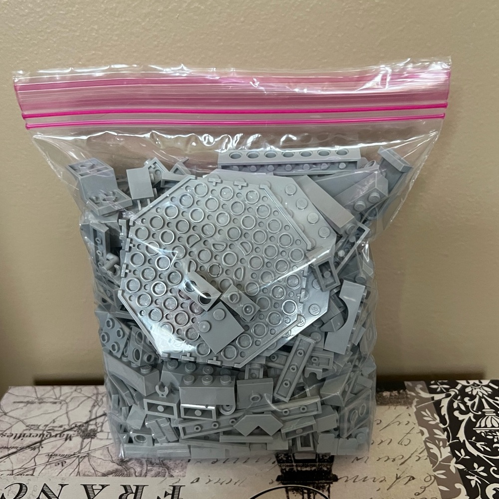 LEGO Small And Medium Gray Accessories , Spare Parts And Brick Pieces.13oz